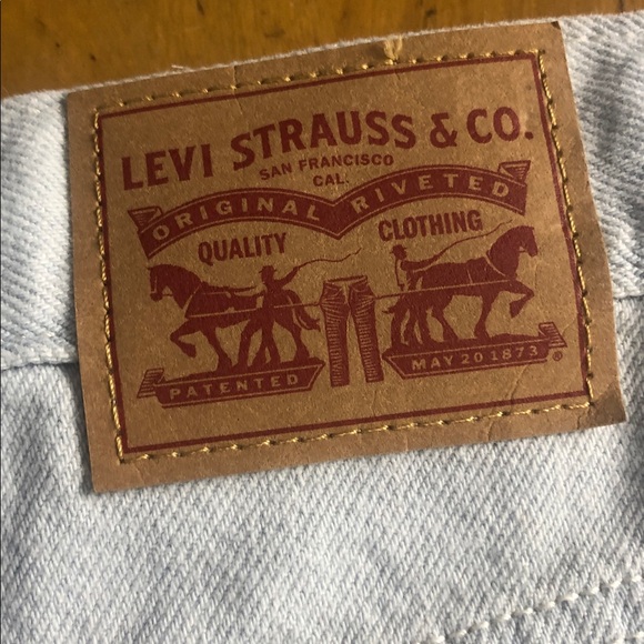 Levi’s Strauss A Line mom shorts 29 Light Blue Women's Denim Shorts - Picture 10 of 10